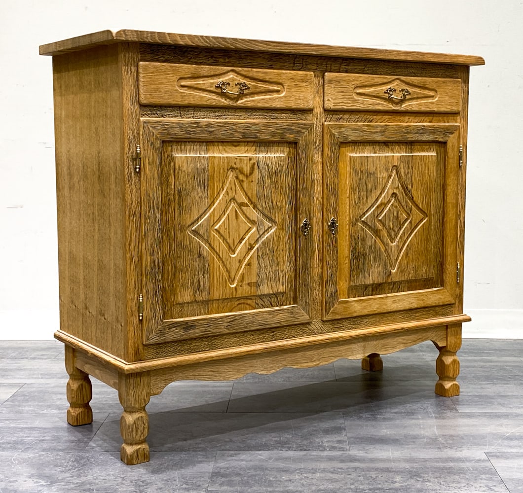 HUNDSTRUP MOBELFABRIK DANISH OAK CABINET C. 1970S. (1 of 14)