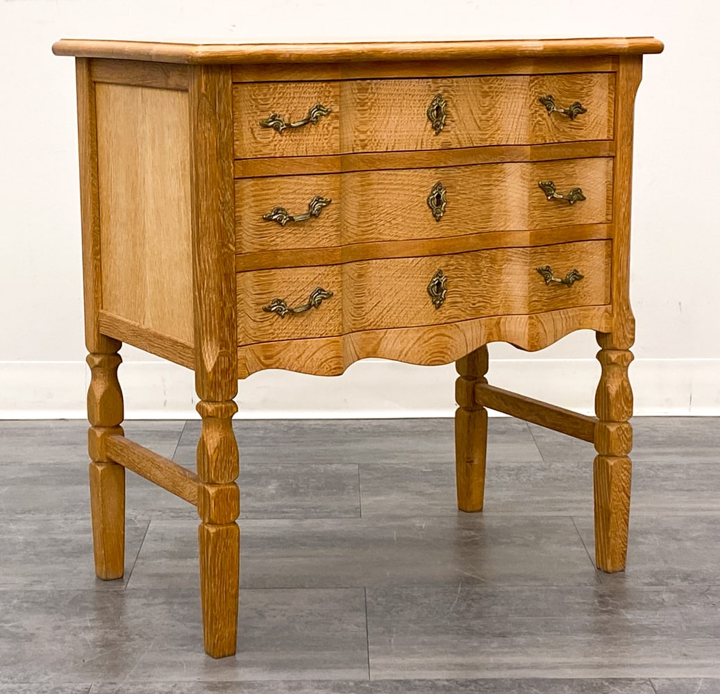 KJAERNULF STYLE DANISH OAK CHEST OF DRAWERS 1970S (1 of 13)
