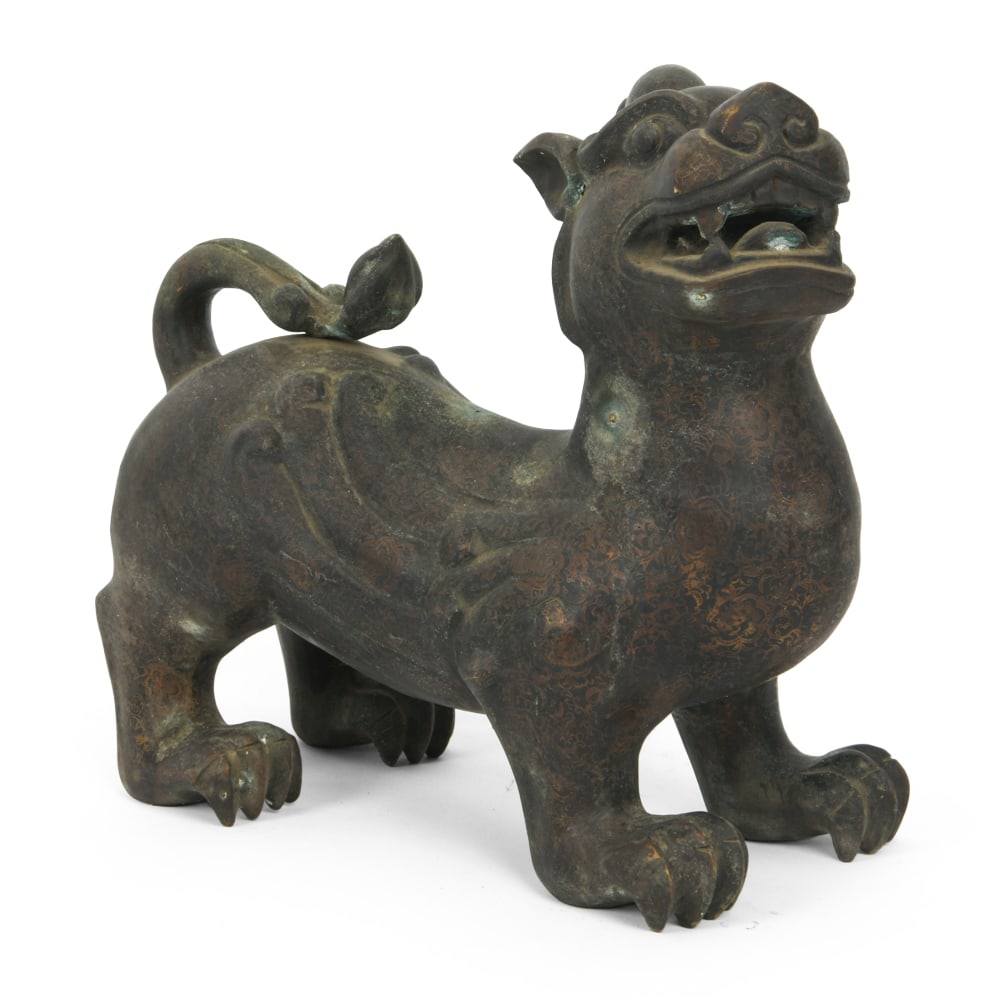 CHINESE PATINATED BRASS FOO LION SCULPTURE: Circa 20th century. Weight: 17 LBS. Dimensions: H 12" x W 14" x D 7" Condition: Scratches to surface, Wear consistent with age and use. Soiling, patina, rubs.