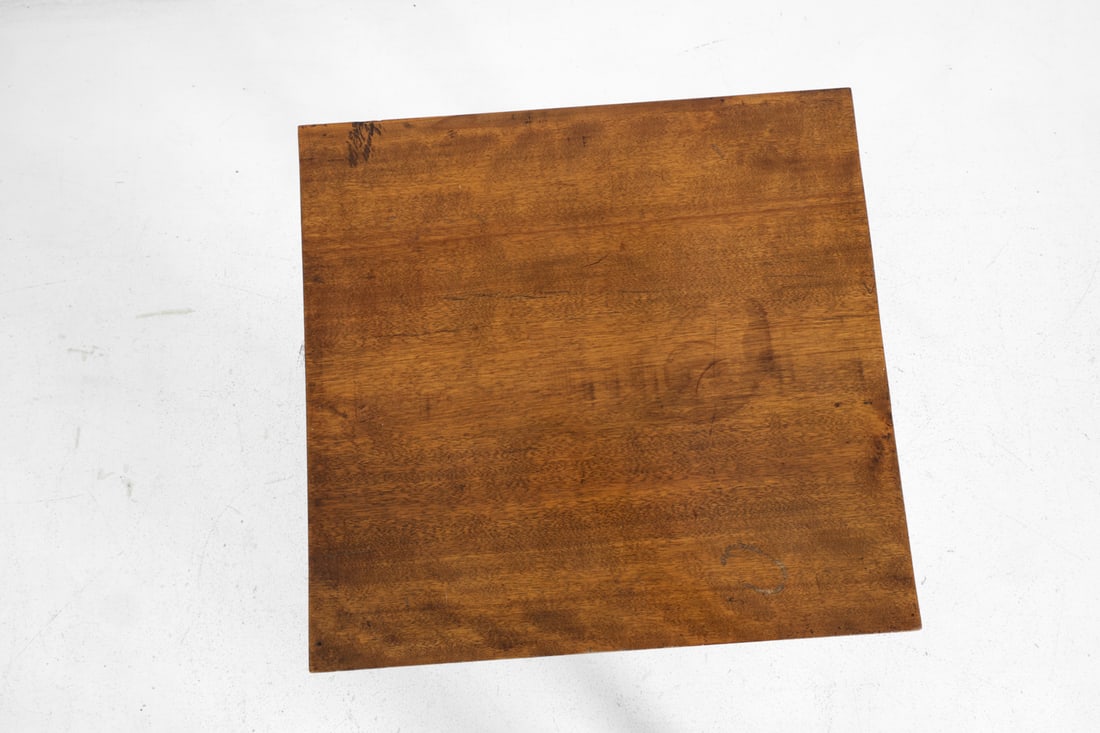 SHERATON STYLE MAPLE SIDE TABLE - 6