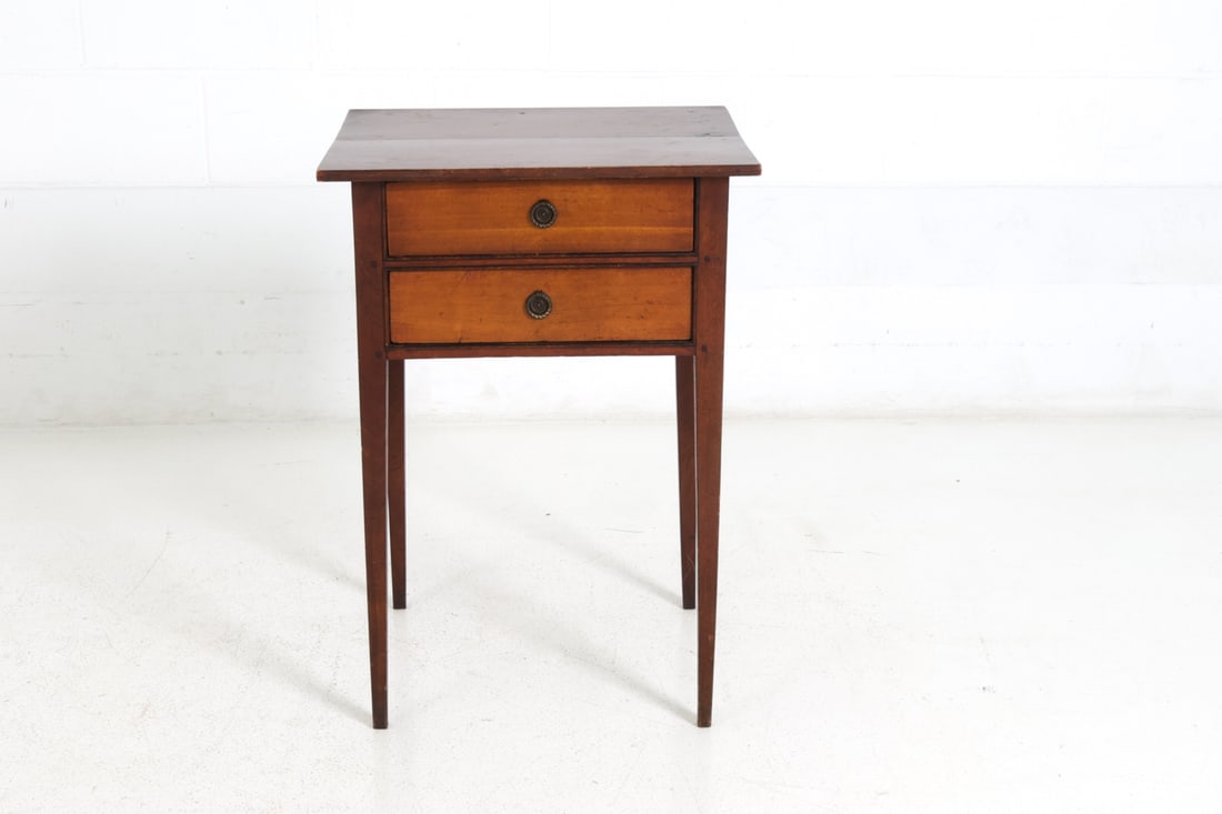 FEDERAL STYLE CHERRY SIDE TABLE - 3