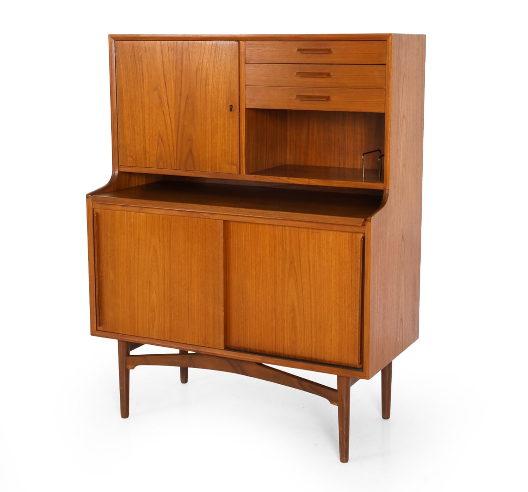 ARNE WAHL IVERSEN DANISH TEAK SECRETARY CABINET (1 of 16)