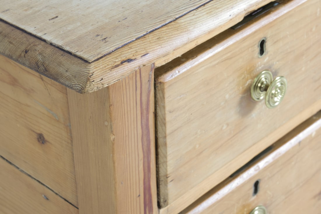 ANTIQUE RUSTIC PINE DESK - 15