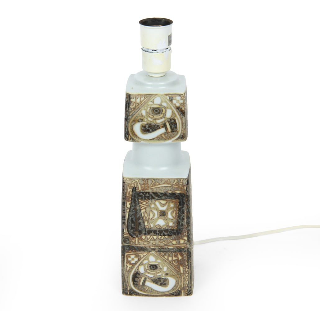 NILS THORSSON FOR ROYAL COPENHAGEN TABLE LAMP: Ceramic with metal components. From "Baca" line from Royal Copenhagen. Marked underneath. Denmark, circa 1960s. Dimensions: H 14.5" x W 3.75" x D 3.75" Condition: Minor scuffs and surface marks on cer