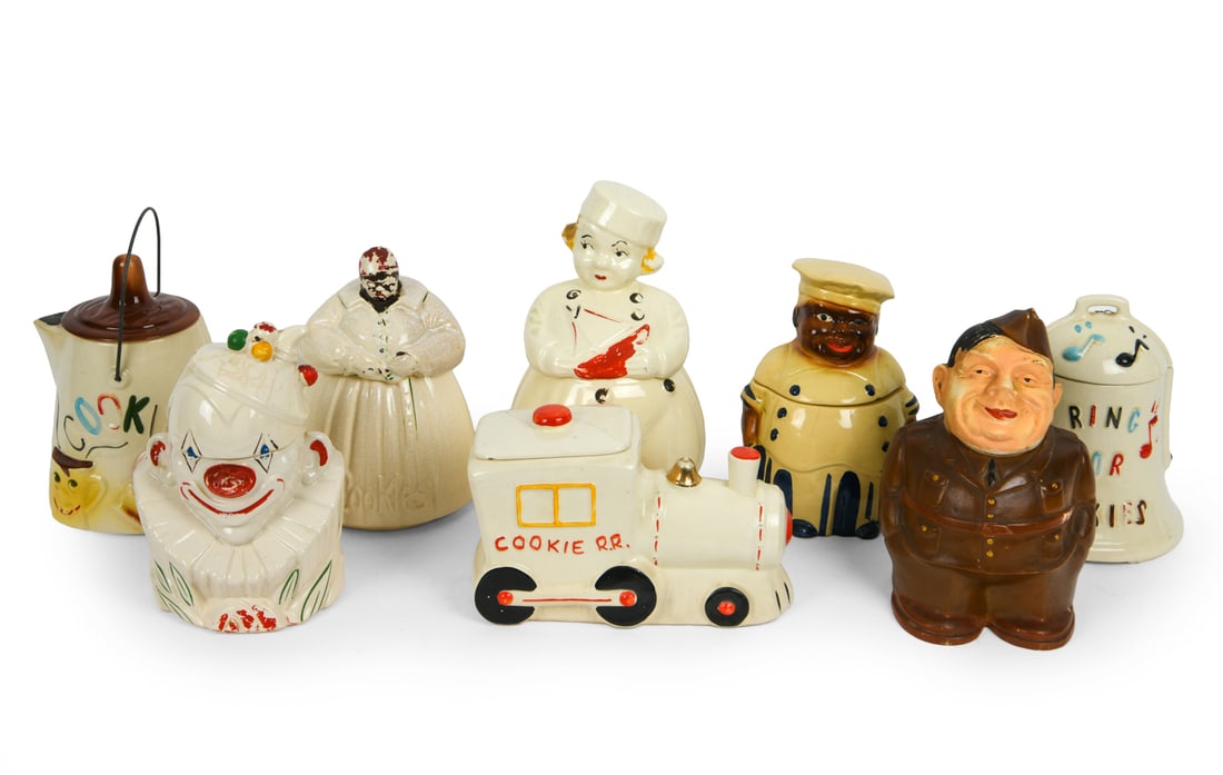 PORCELAIN COOKIE JAR GROUPING (1 of 18)
