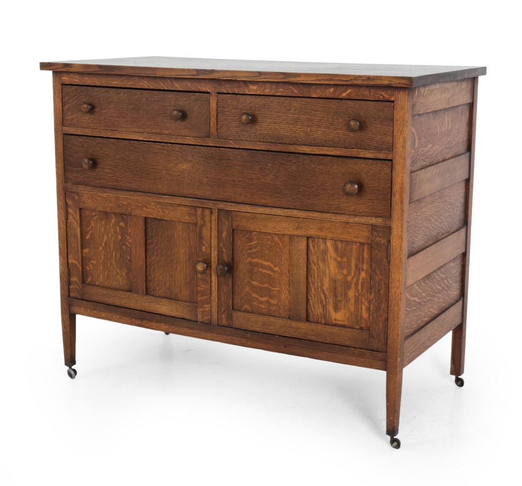 ARTS & CRAFTS OAK SIDEBOARD (1 of 17)