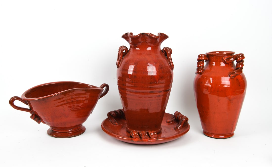 DECORATIVE CERAMIC GROUPING - 3