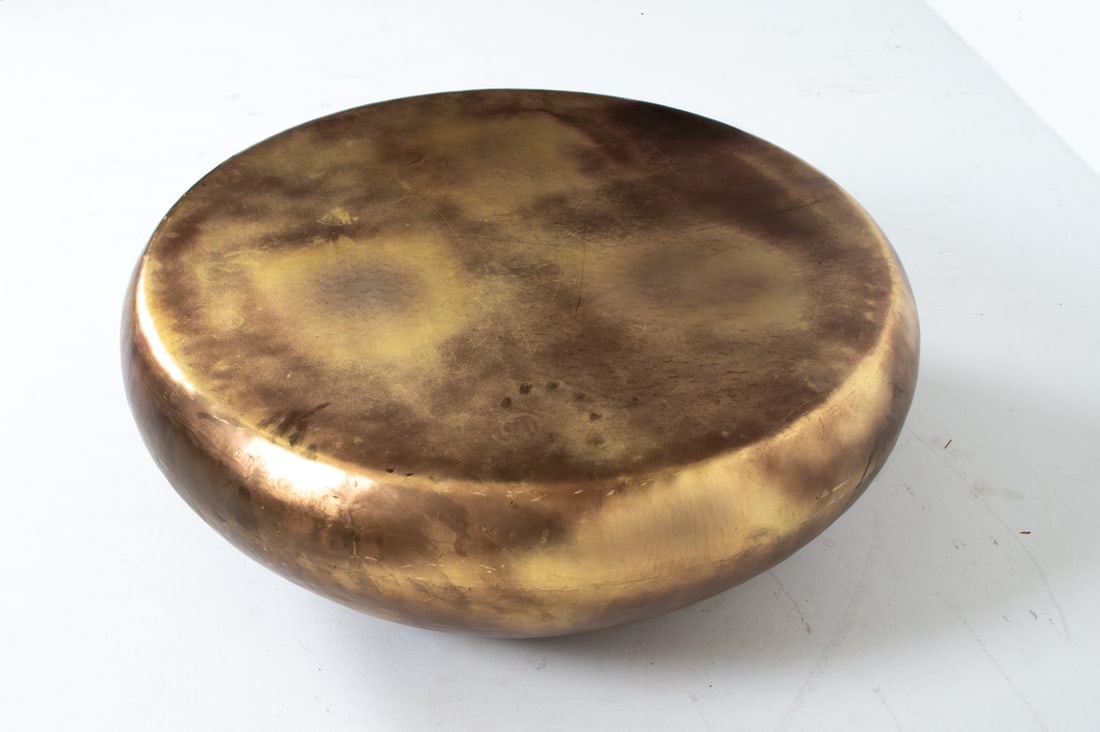 ROUND HAMMERED BRASS COFFEE TABLE - 8