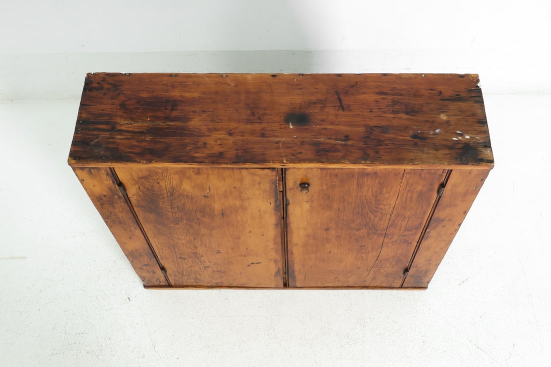 19TH C. PRIMITIVE PINE WALL CABINET - 6