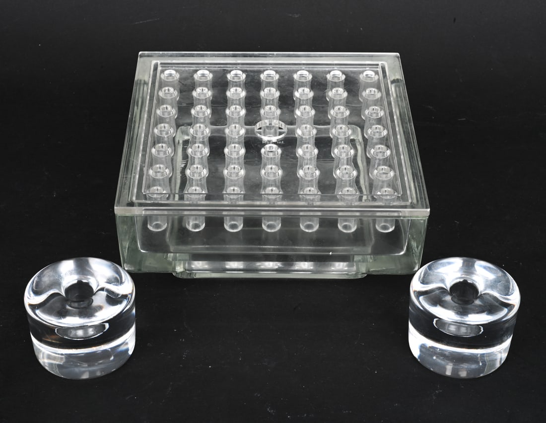 DECORATIVE GLASS GROUPING (1 of 12)