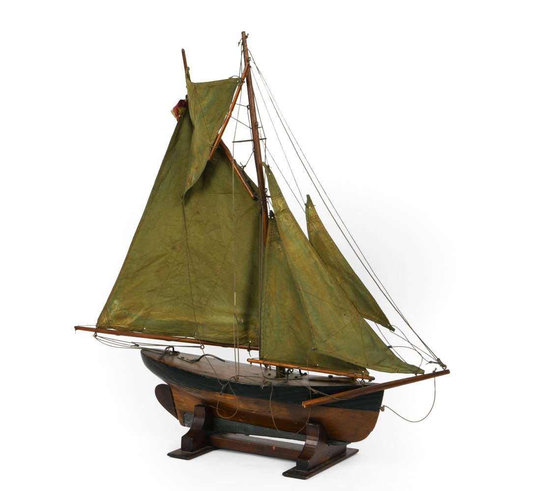 ENGLISH MAHOGANY POND BOAT C. 1890S (1 of 16)