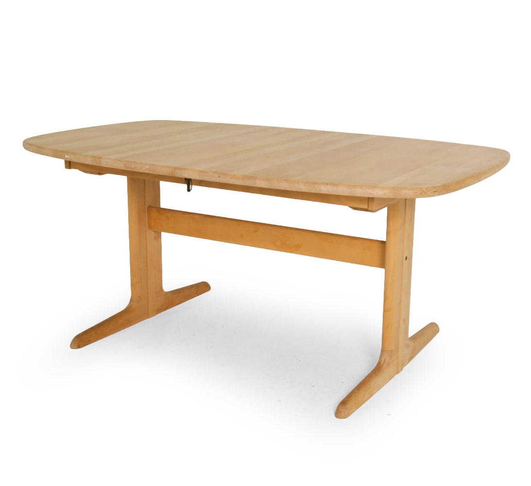 SKOVBY DANISH EXTENDING DINING TABLE 1970S (1 of 1)