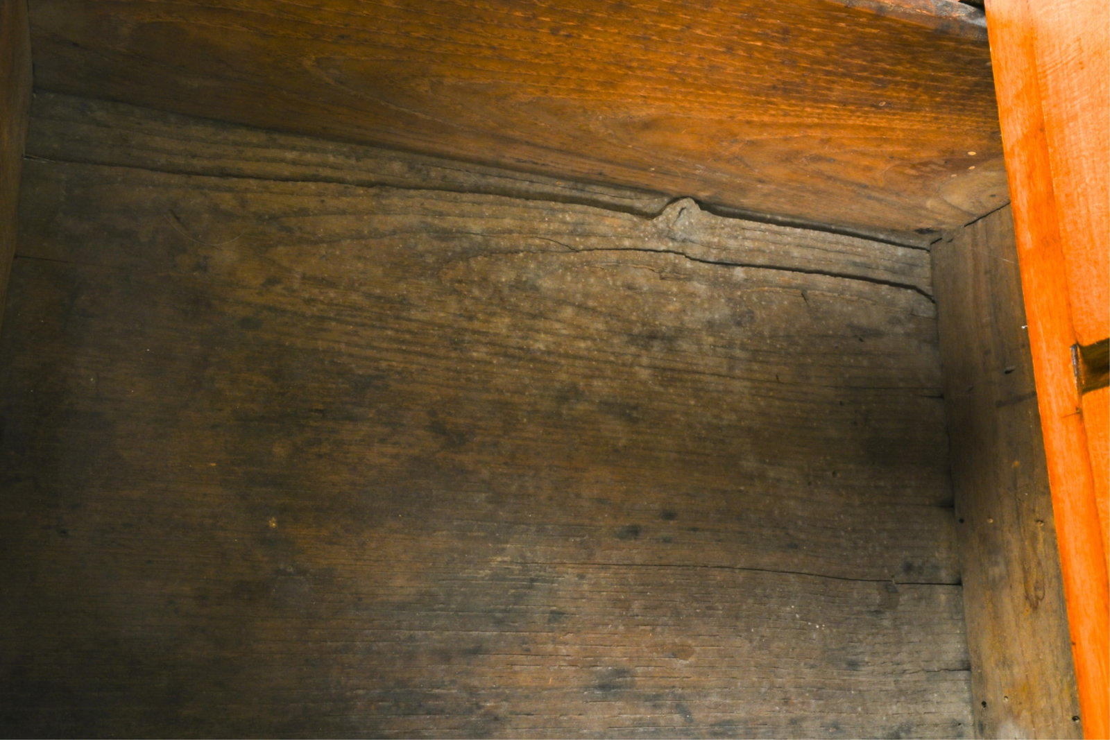 18TH C. QUEEN ANNE TIGER MAPLE LOW BOY - 9