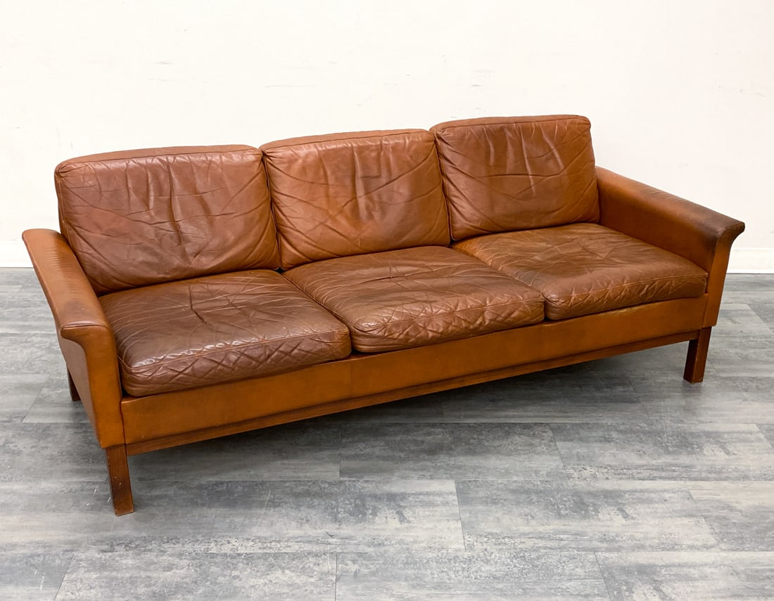 STYLE OF THAMS DANISH LEATHER SOFA C. 1960S (1 of 14)