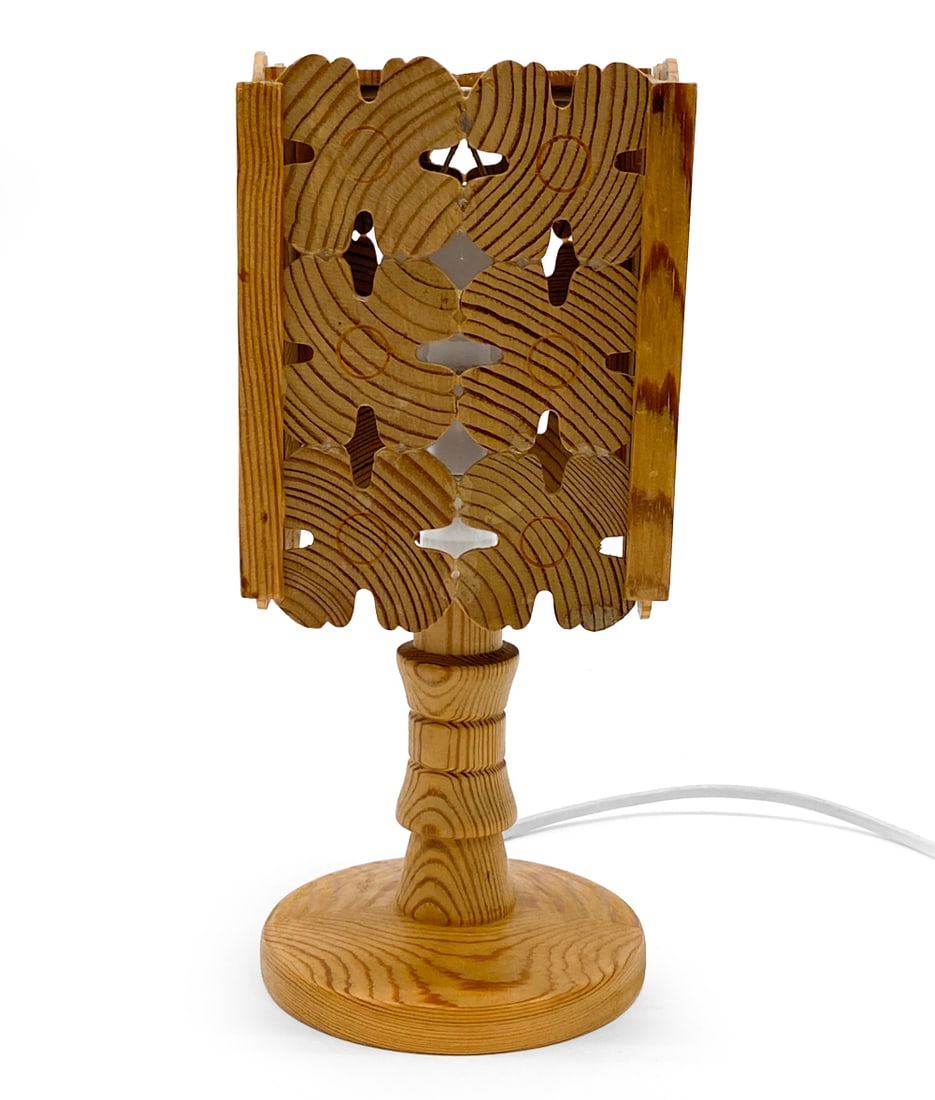 SWEDISH PINE TABLE LAMP C. 1970S (1 of 10)