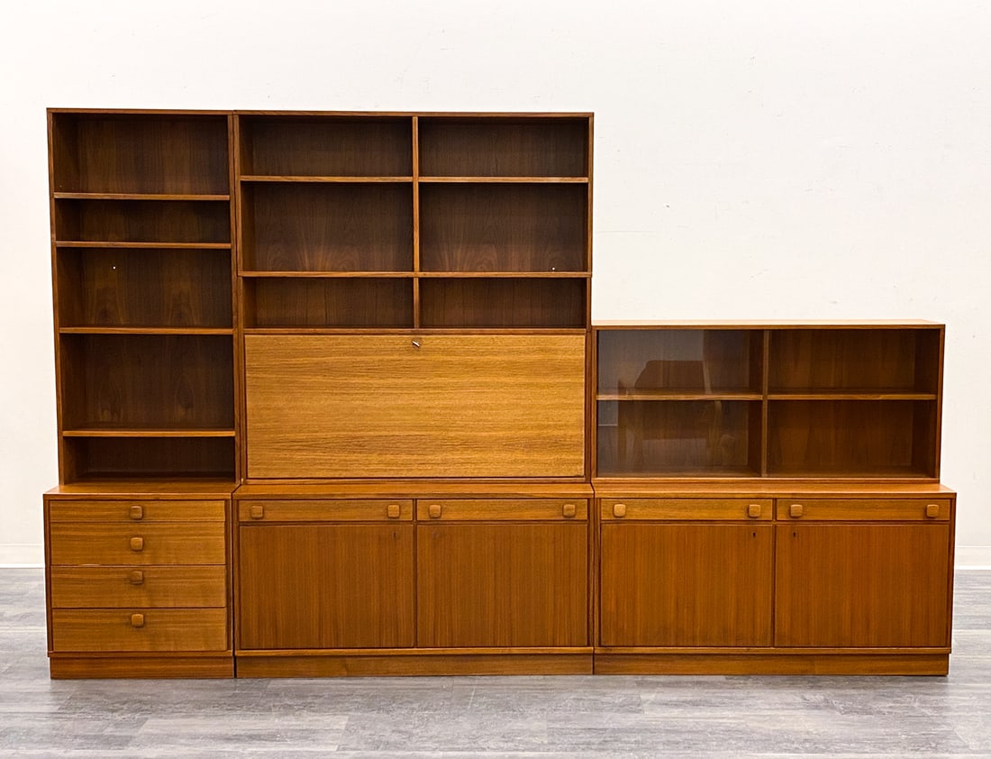 ULFERTS SWEDISH TEAK BOOKCASE SYSTEM C. 1960S (1 of 16)
