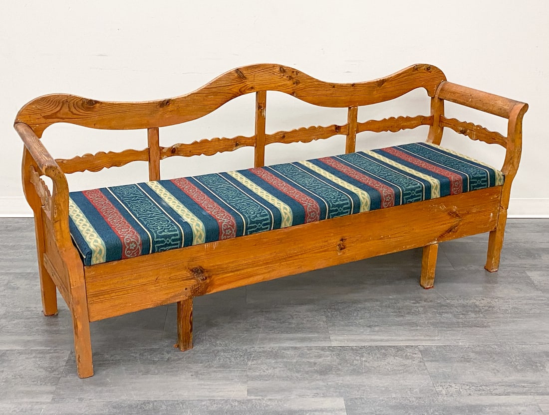 19TH C. ANTIQUE SWEDISH PINE SOFA BENCH (1 of 15)