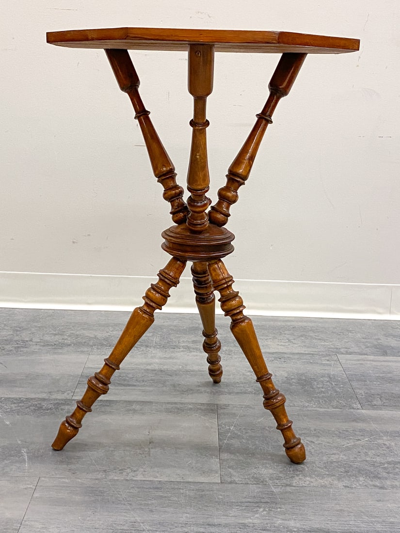 SCANDINAVIAN TURNED PINE TABLE - 2