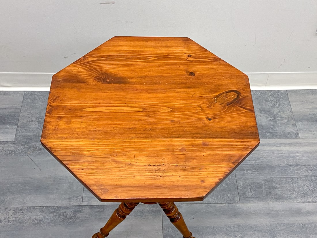SCANDINAVIAN TURNED PINE TABLE - 4