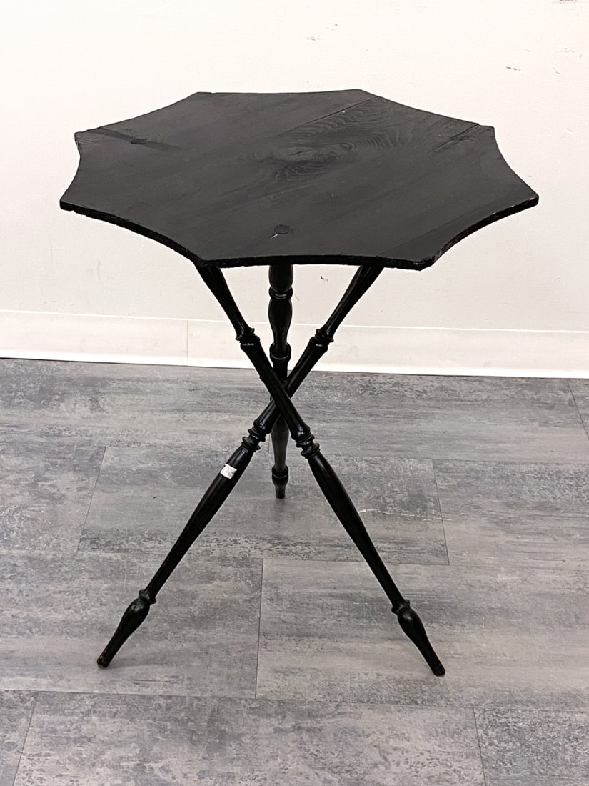 SWEDISH PAINTED PINE SIDE TABLE - 7