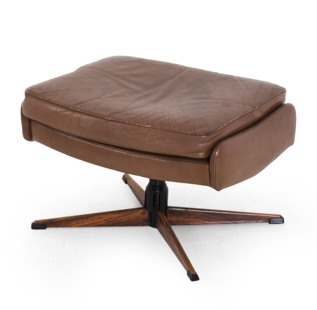 ATTR. MADSEN & SCHUBELL LEATHER OTTOMAN C. 1960S (1 of 13)