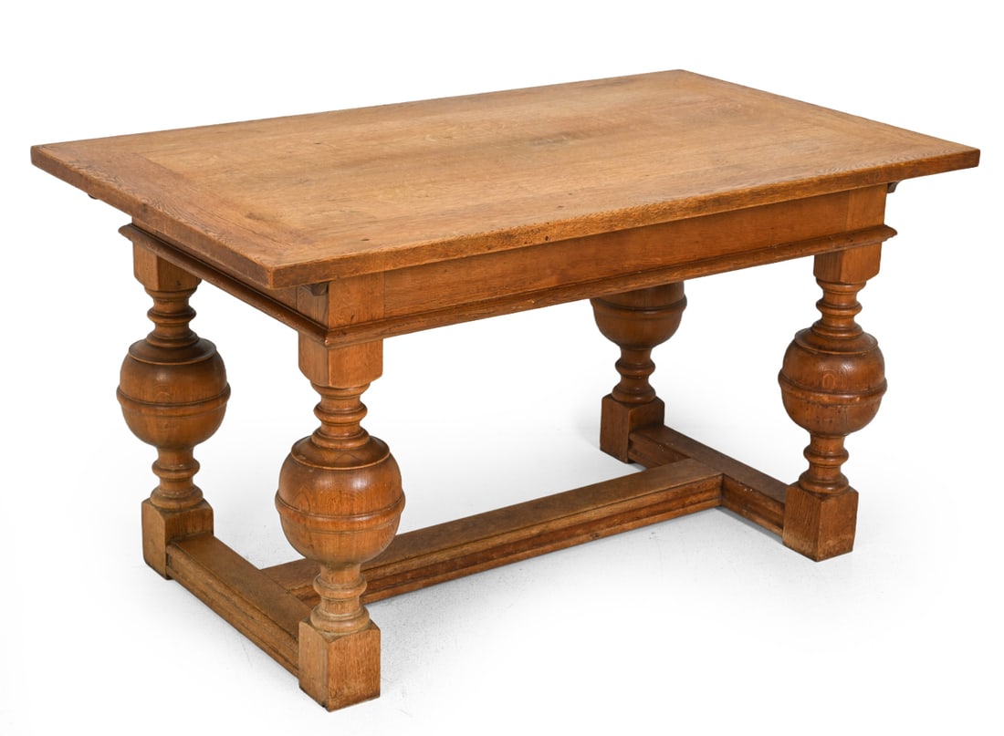BAROQUE STYLE OAK DINING TABLE (1 of 1)