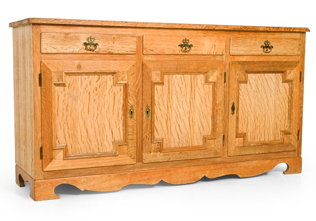 HUNDSTRUP DANISH OAK SIDEBOARD C. 1970S (1 of 15)