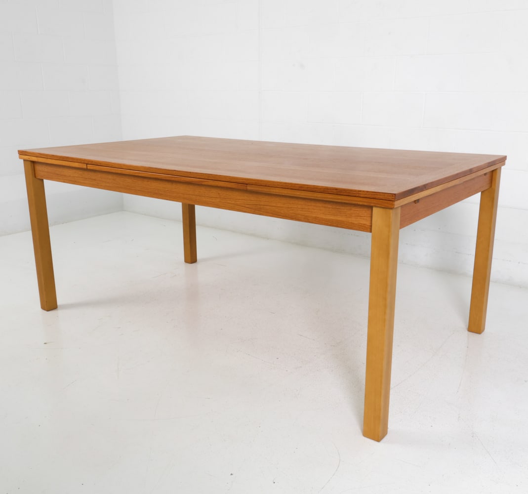 ANSAGER DANISH OAK EXTENDING DINING TABLE - 12