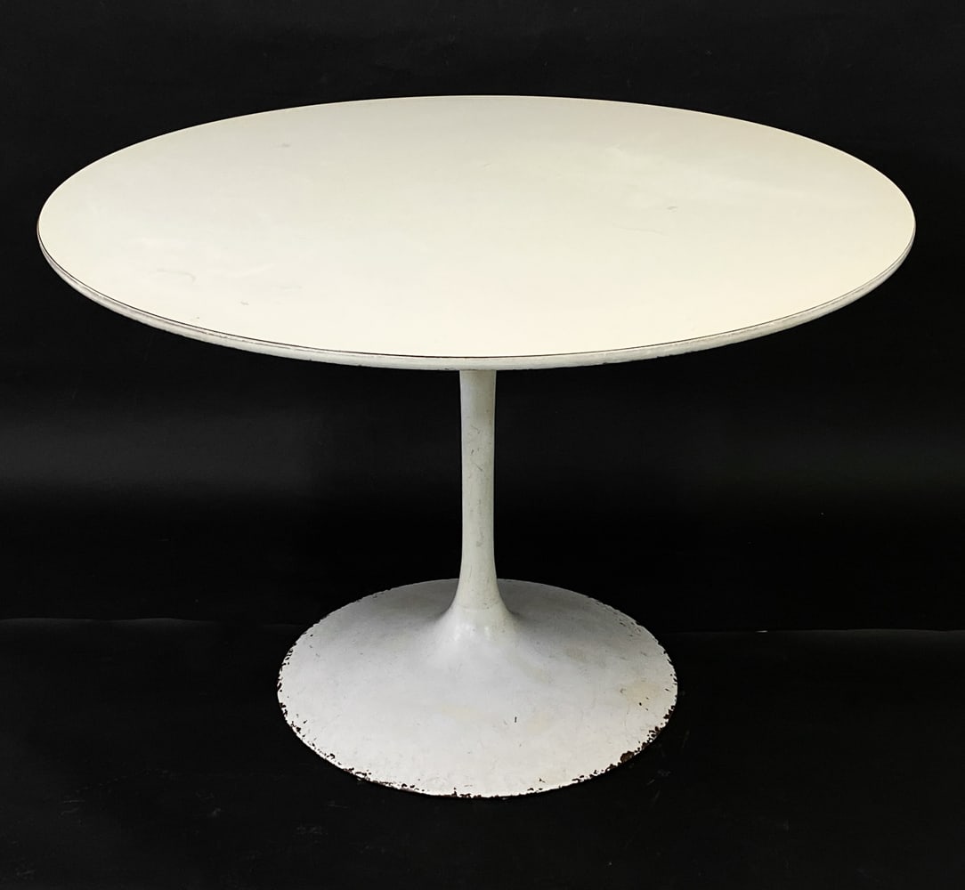 SAARINEN STYLE TULIP DINING TABLE (1 of 8)