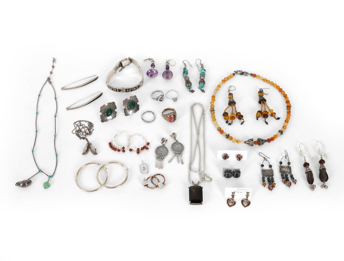 STERLING SILVER JEWELRY GROUPING: Grouping of sterling silver jewelry including, Mexican, Artle Yellowhorse, Navajo, some unmarked. Total weight: 8ozt Dimensions: (Largest necklace) L 12.75" Condition: Tarnish, possibly missing