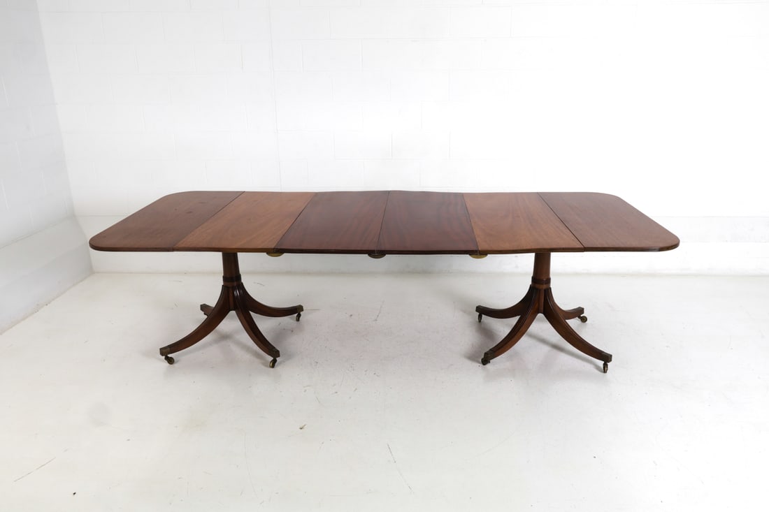 DUNCAN PHYFE-STYLE MAHOGANY EXTENDING DINING TABLE - 5