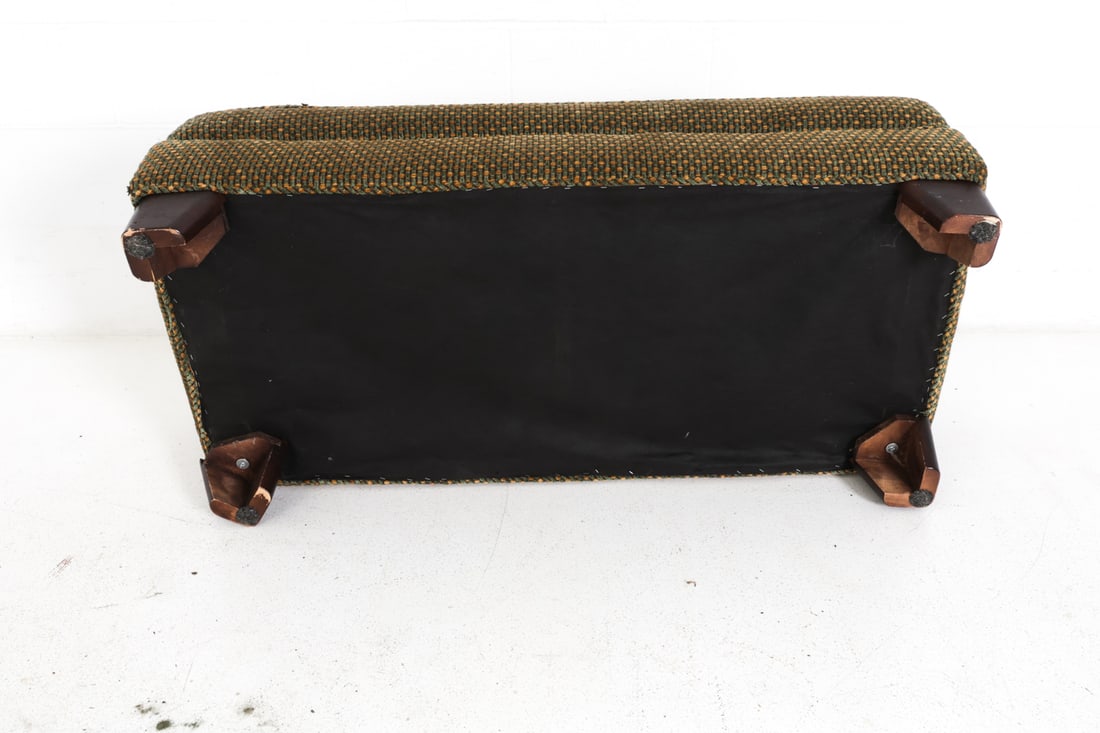 HICKORY STYLE VELOUR BENCH - 12
