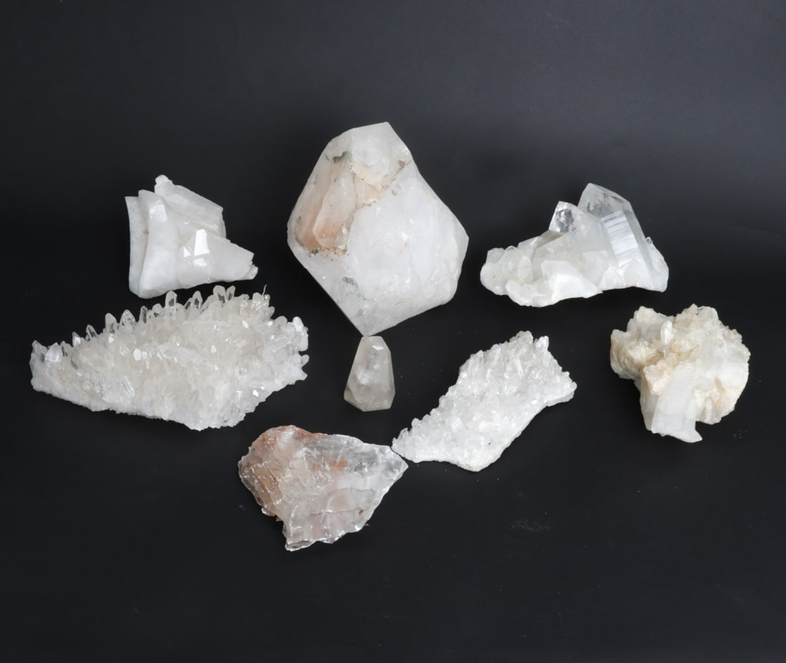 RAW QUARTZ CLUSTERS GROUPING - 2