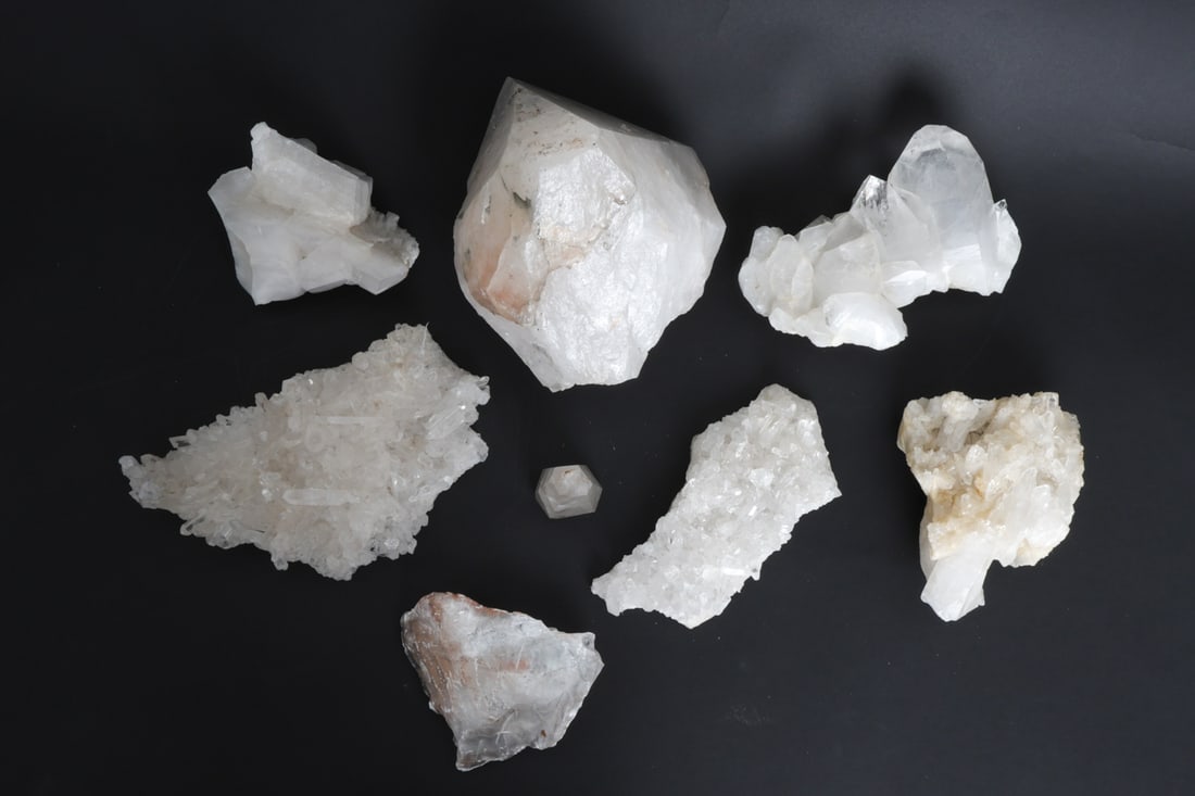 RAW QUARTZ CLUSTERS GROUPING - 7