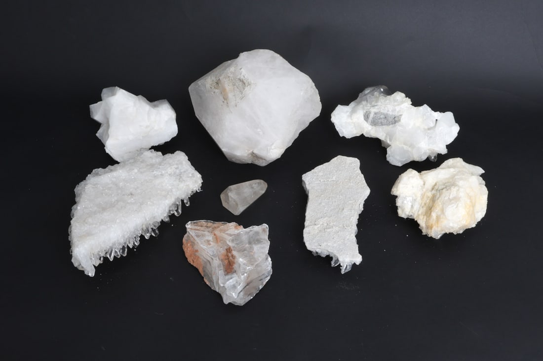 RAW QUARTZ CLUSTERS GROUPING - 8
