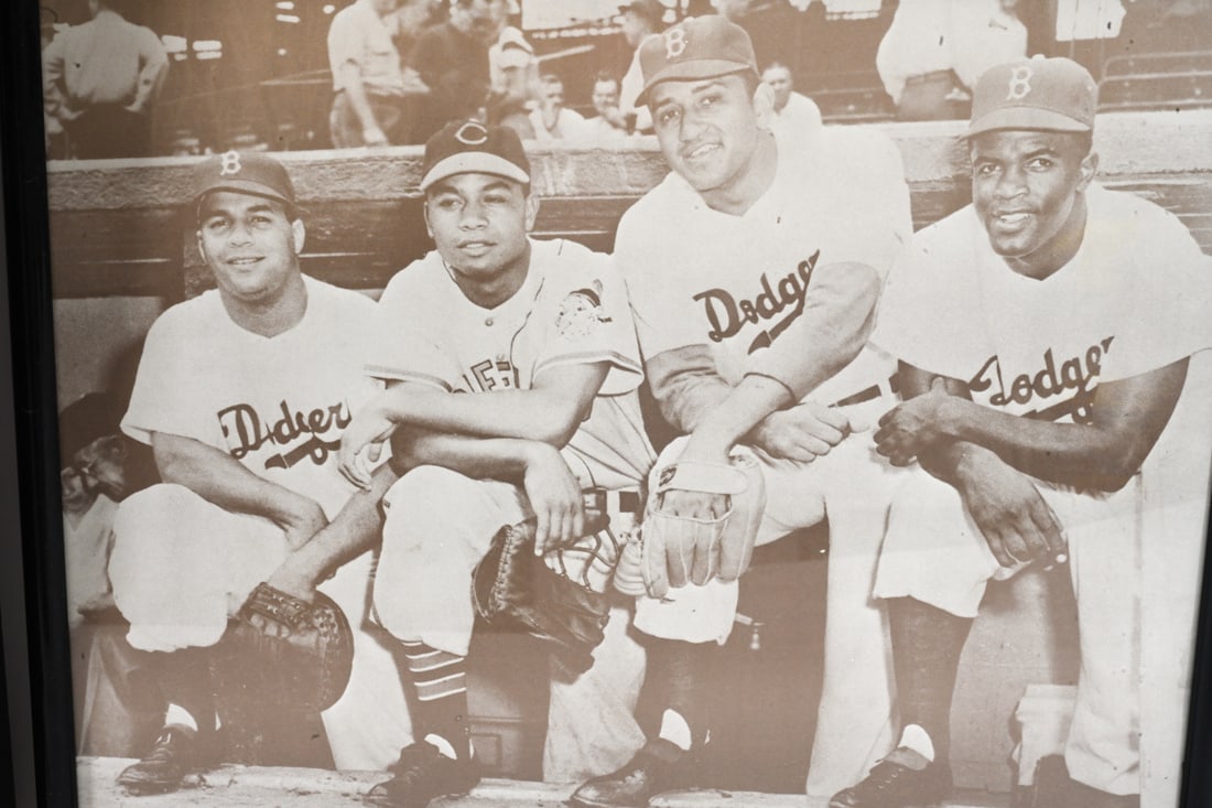 DODGERS BASEBALL GROUPING INCL. SIGNED - 3