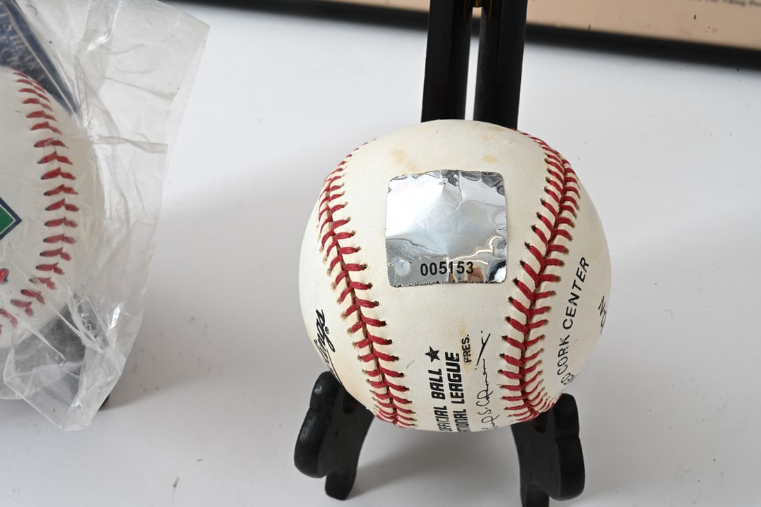 DODGERS BASEBALL GROUPING INCL. SIGNED - 7