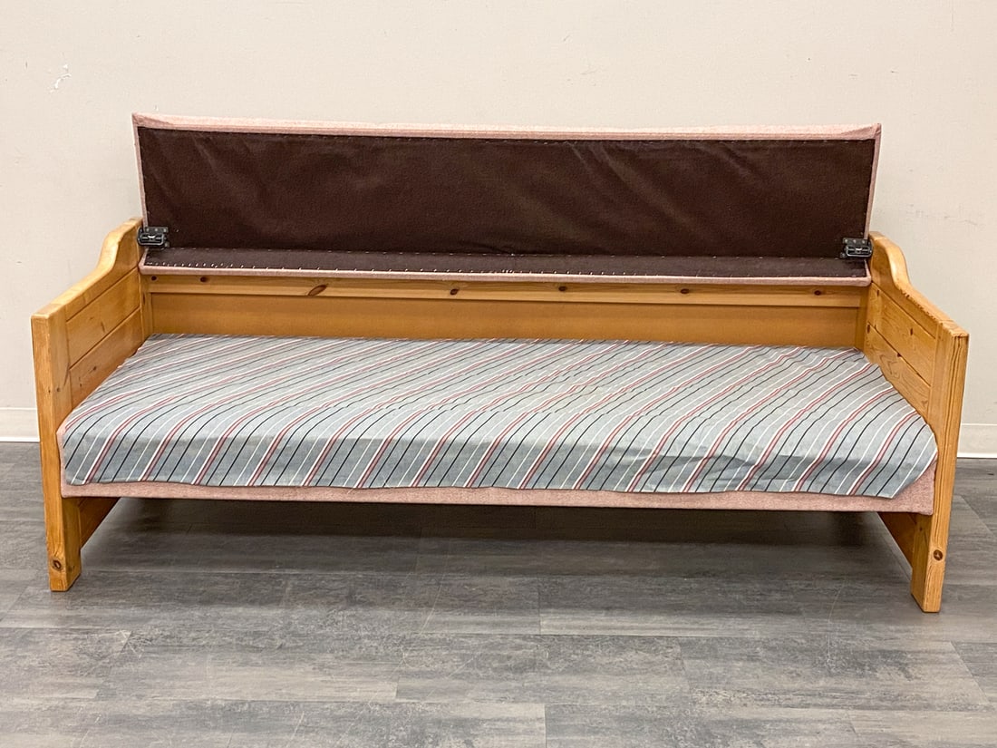 SCANDINAVIAN PINE DAYBED SOFA - 16