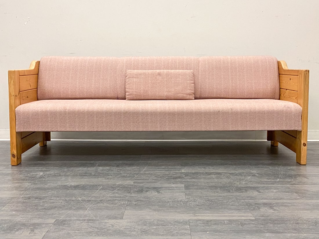 SCANDINAVIAN PINE DAYBED SOFA - 9