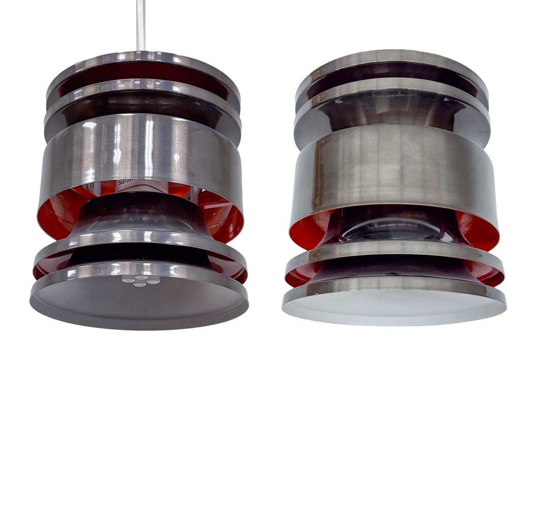 PAIR OF CARL THORE STYLE SWEDISH PENDANT LIGHTS: Painted aluminum shade pendant lamps. Sweden, circa 1970s. Dimensions: H7.25" x Dia 7" Condition: Wear consistent with age and use. Wiring untested, Couple of very light scuffs.