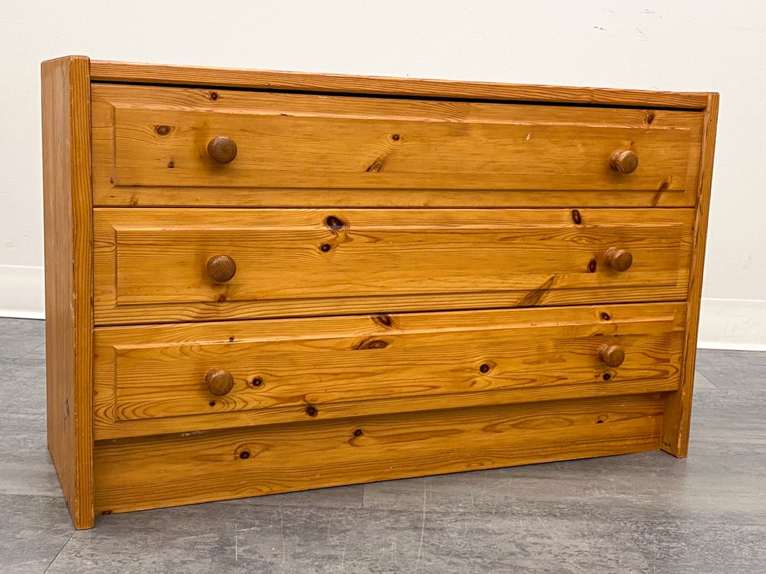 SWEDISH PINE CHEST OF DRAWERS C. 1960S (1 of 12)