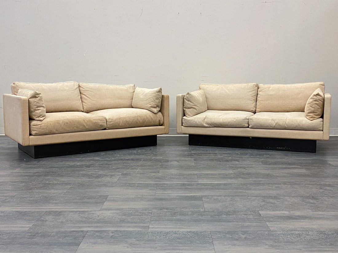 PAIR ATTR. ERIK JORGENSEN "EJ 220" LOVESEAT SOFAS - 3