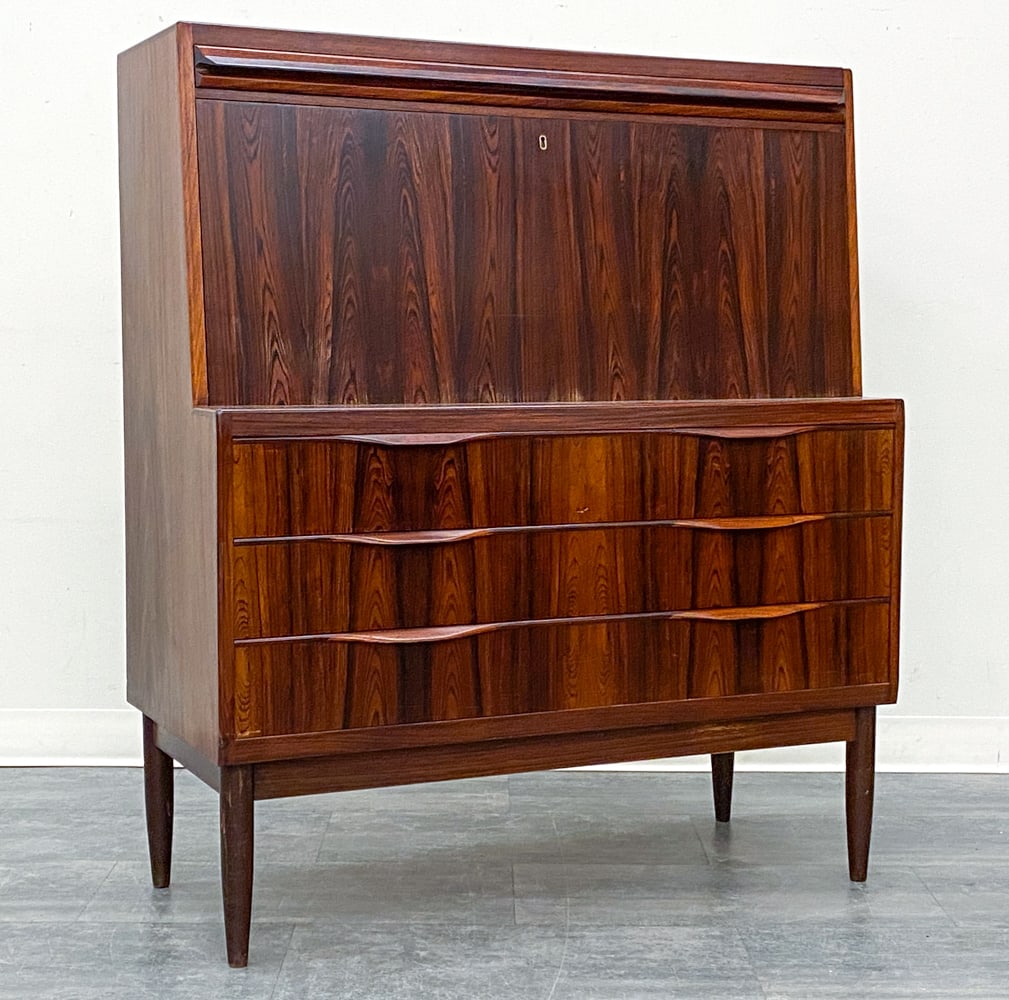 ERLING TORVITS FOR KLIM DANISH ROSEWOOD SECRETARY (1 of 16)