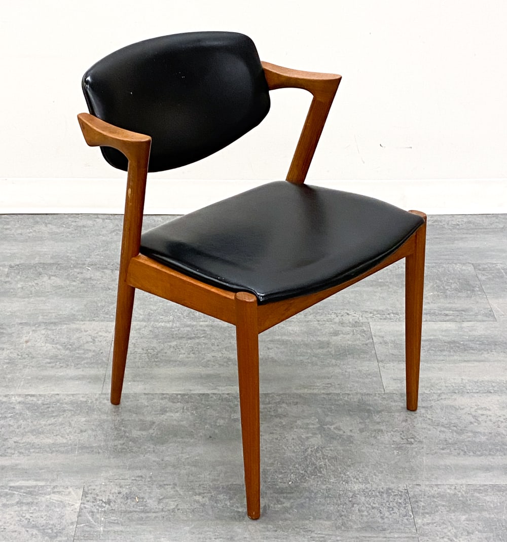 KAI KRISTIANSEN MODEL 42 DANISH TEAK DINING CHAIR (1 of 14)