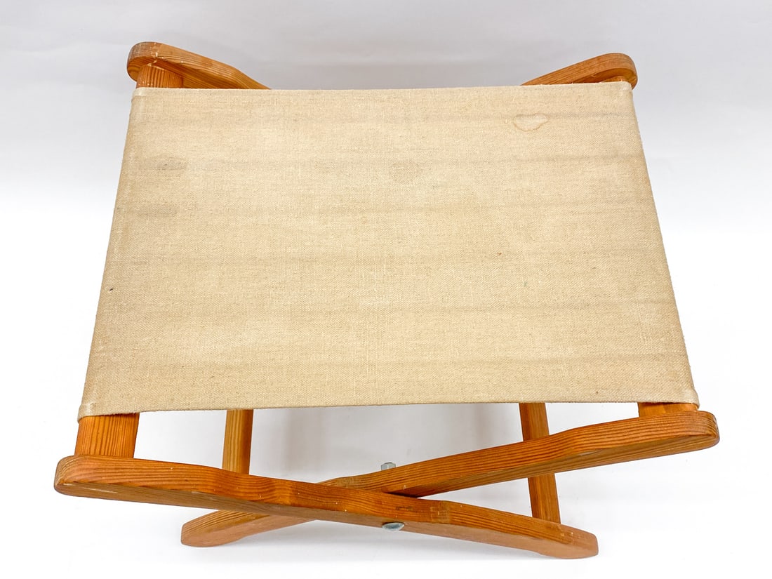 SCANDINAVIAN PINE FOLDING STOOL - 8