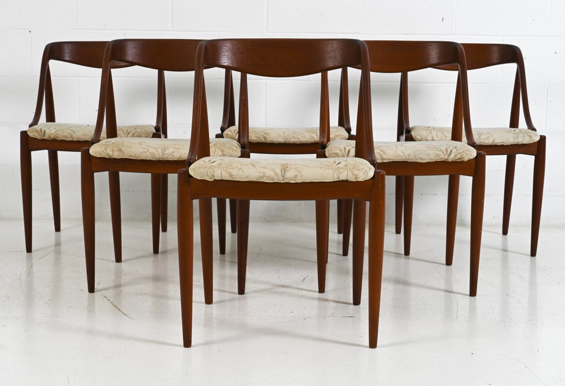 6 JOHANNES ANDERSEN FOR MOREDDI TEAK DINING CHAIRS: (6) chairs teak dining chairs each having a curved backseat, tapered legs and upholstered seat. Moreddi Manufacturer's stamp and Danish material labeled to underside. Circa 1960s Dimensions: H 30''x W