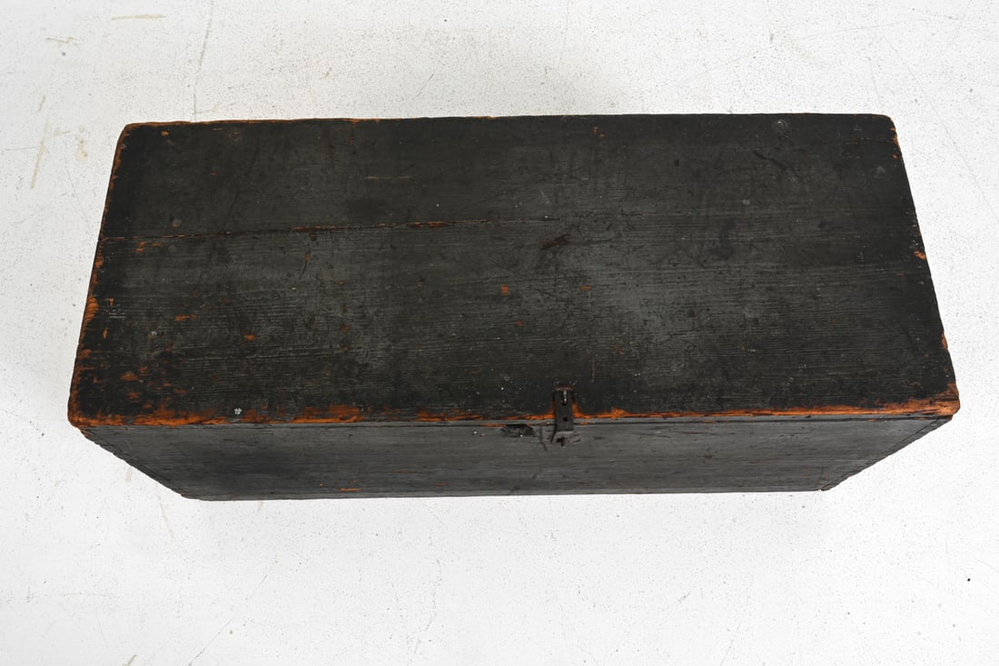 19TH C. PAINTED PINE BLANKET CHEST - 5
