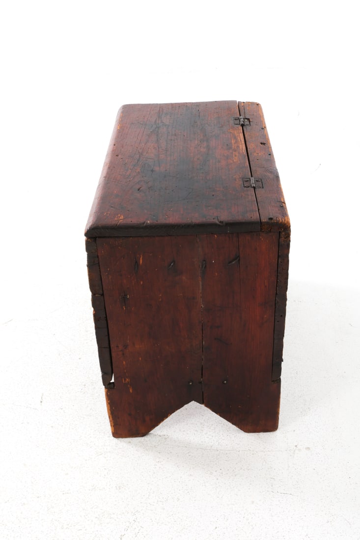 ANTIQUE PRIMITIVE PINE BLANKET CHEST - 5