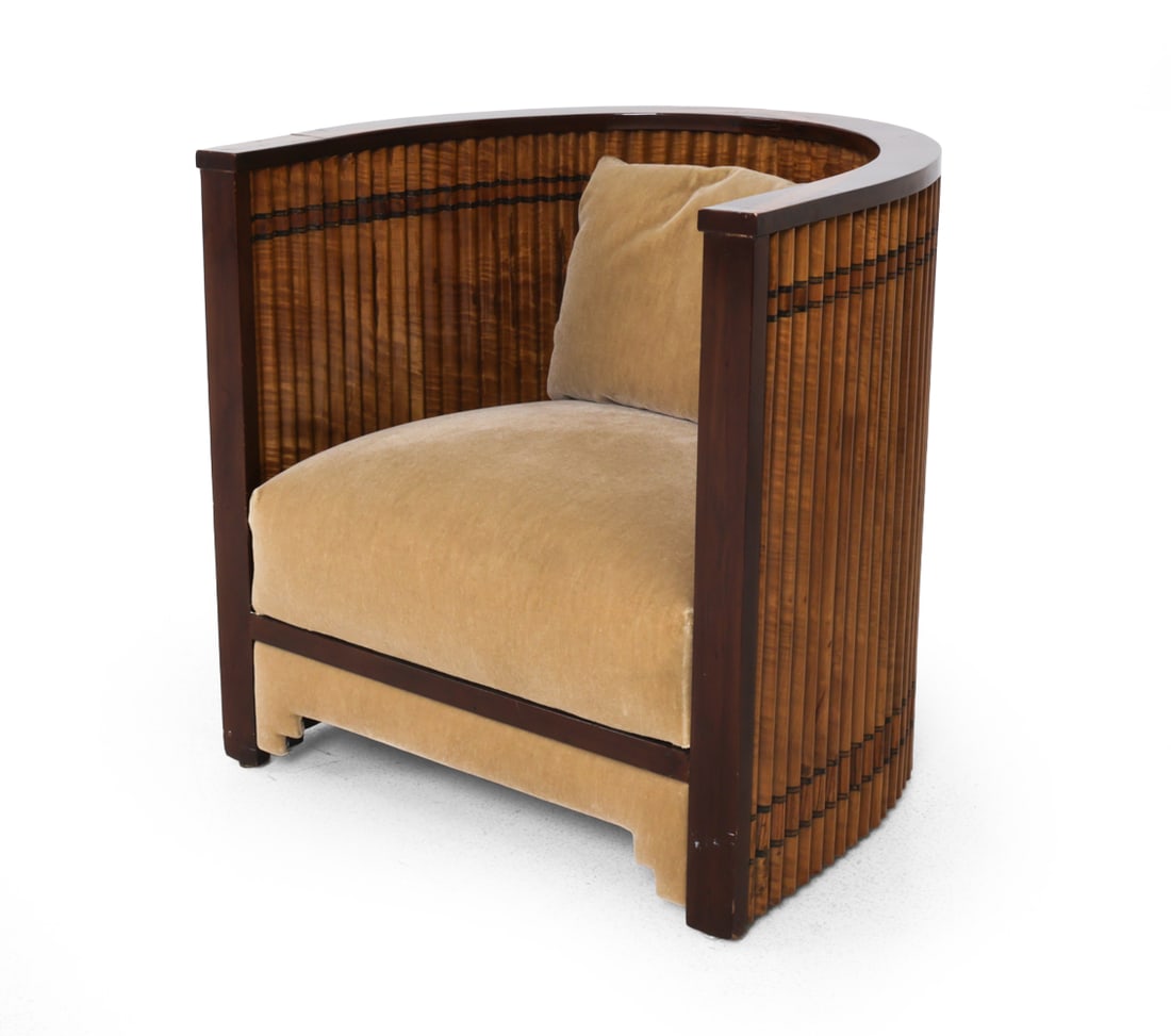 ART DECO SCALLOPED MAPLE LOUNGE CHAIR C. 1940S (1 of 18)