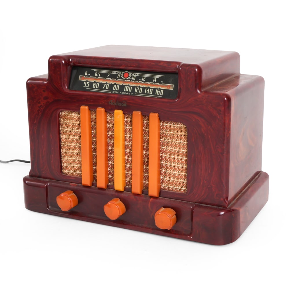 ART DECO ADDISON MODEL 5 "COURTHOUSE" RADIO 1940S (1 of 17)
